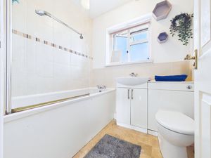 Photo 7- click for photo gallery